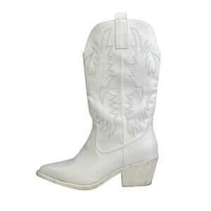 ILV Women's White Embroidered Pointed Toe Slip On Cowboy Western Boots Size 10